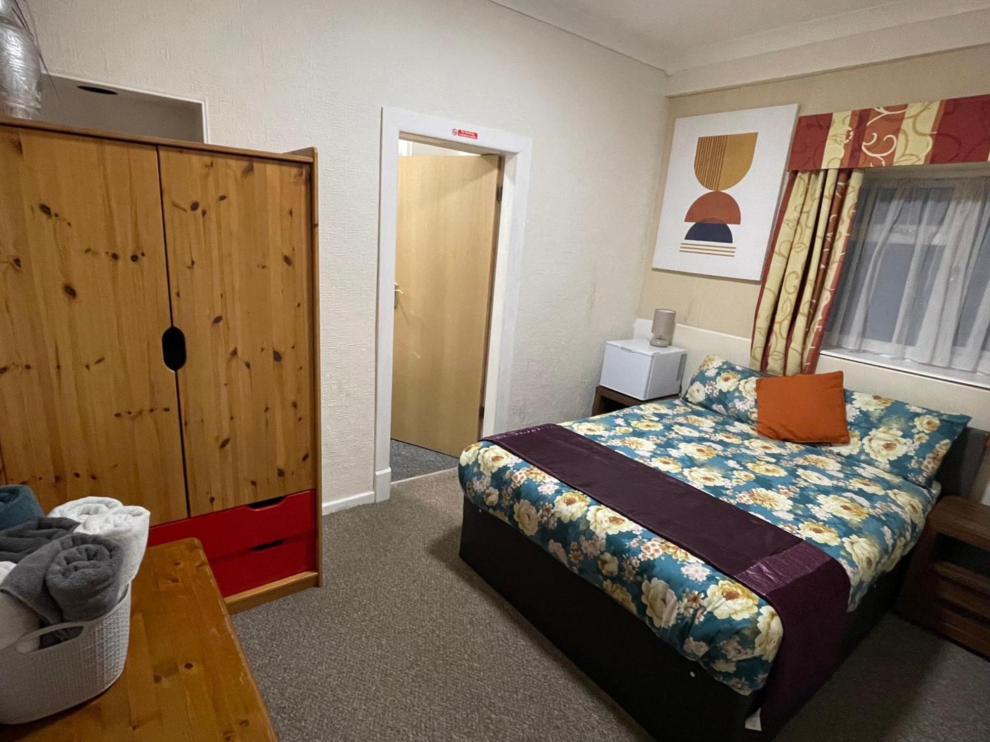 Backpackers Blackpool Hotel & Suites Eksteriør billede