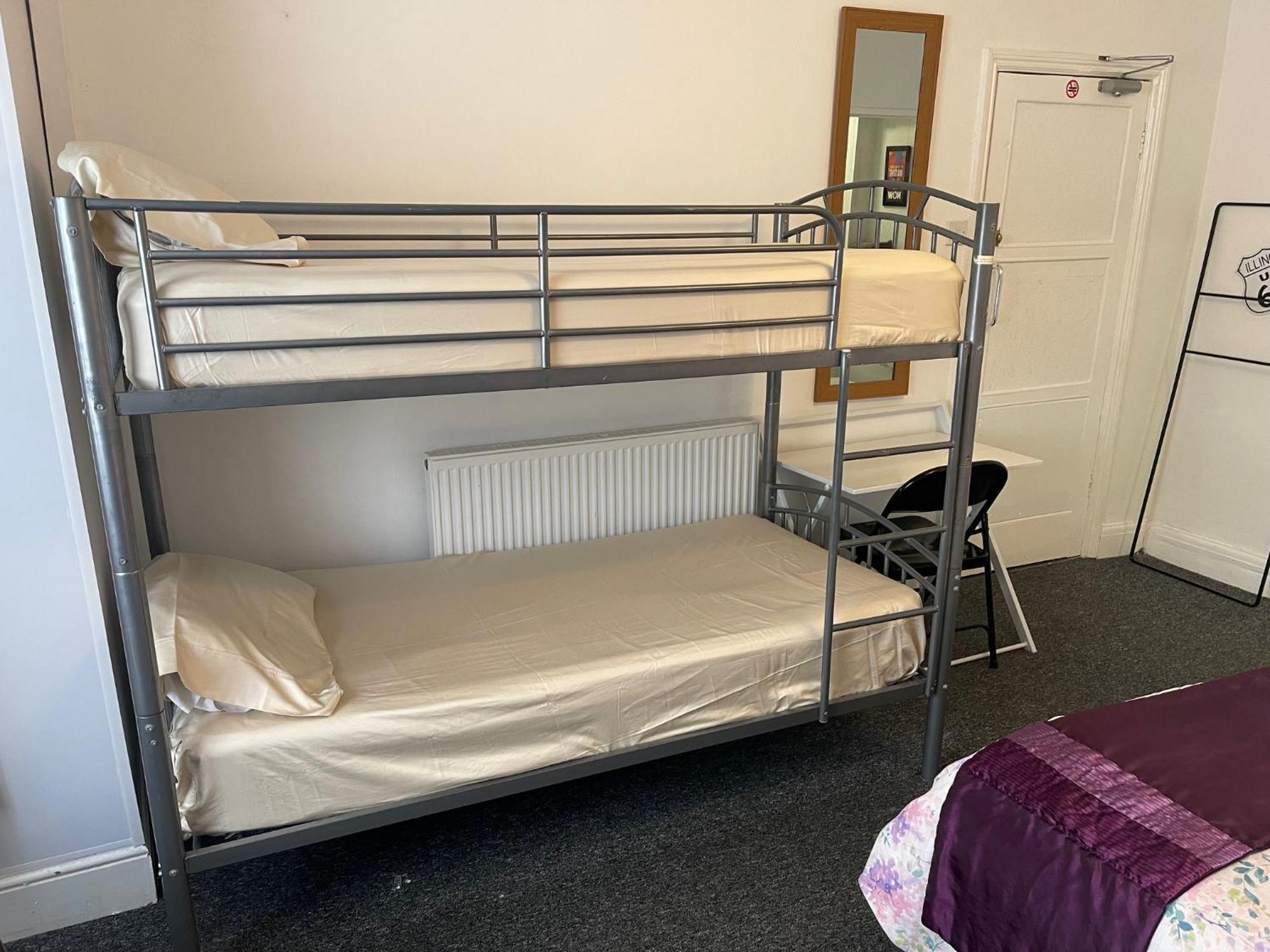 Backpackers Blackpool Hotel & Suites Eksteriør billede