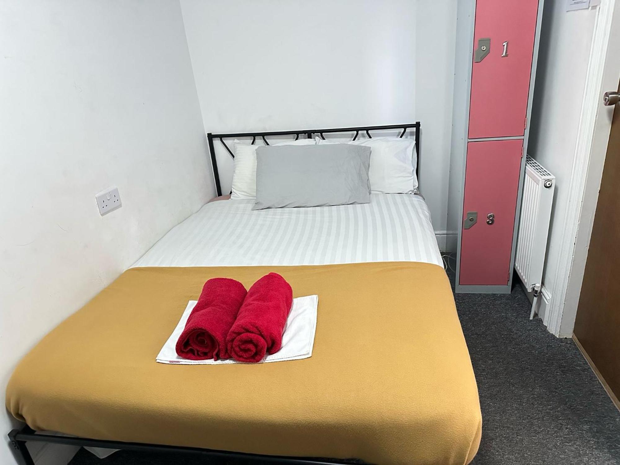 Backpackers Blackpool Hotel & Suites Eksteriør billede