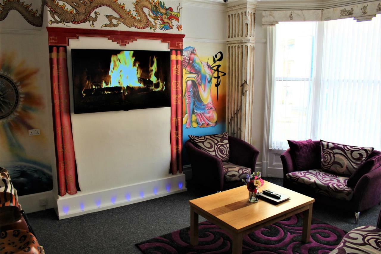 Backpackers Blackpool Hotel & Suites Eksteriør billede
