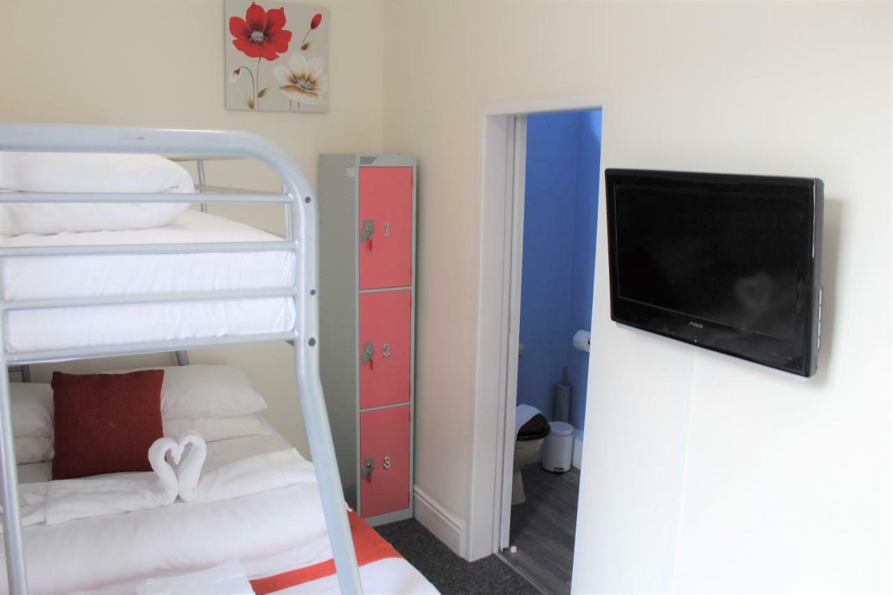 Backpackers Blackpool Hotel & Suites Eksteriør billede